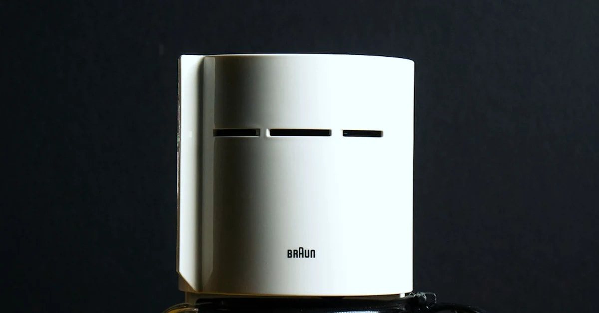 Kaufen Sie keine alte JURA E8 Chrom zum Neupreis